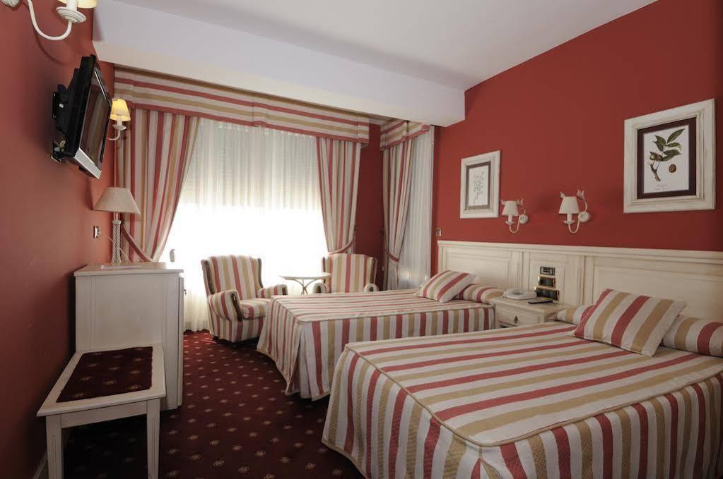 Hotel Leonor Miron Soria Exteriér fotografie
