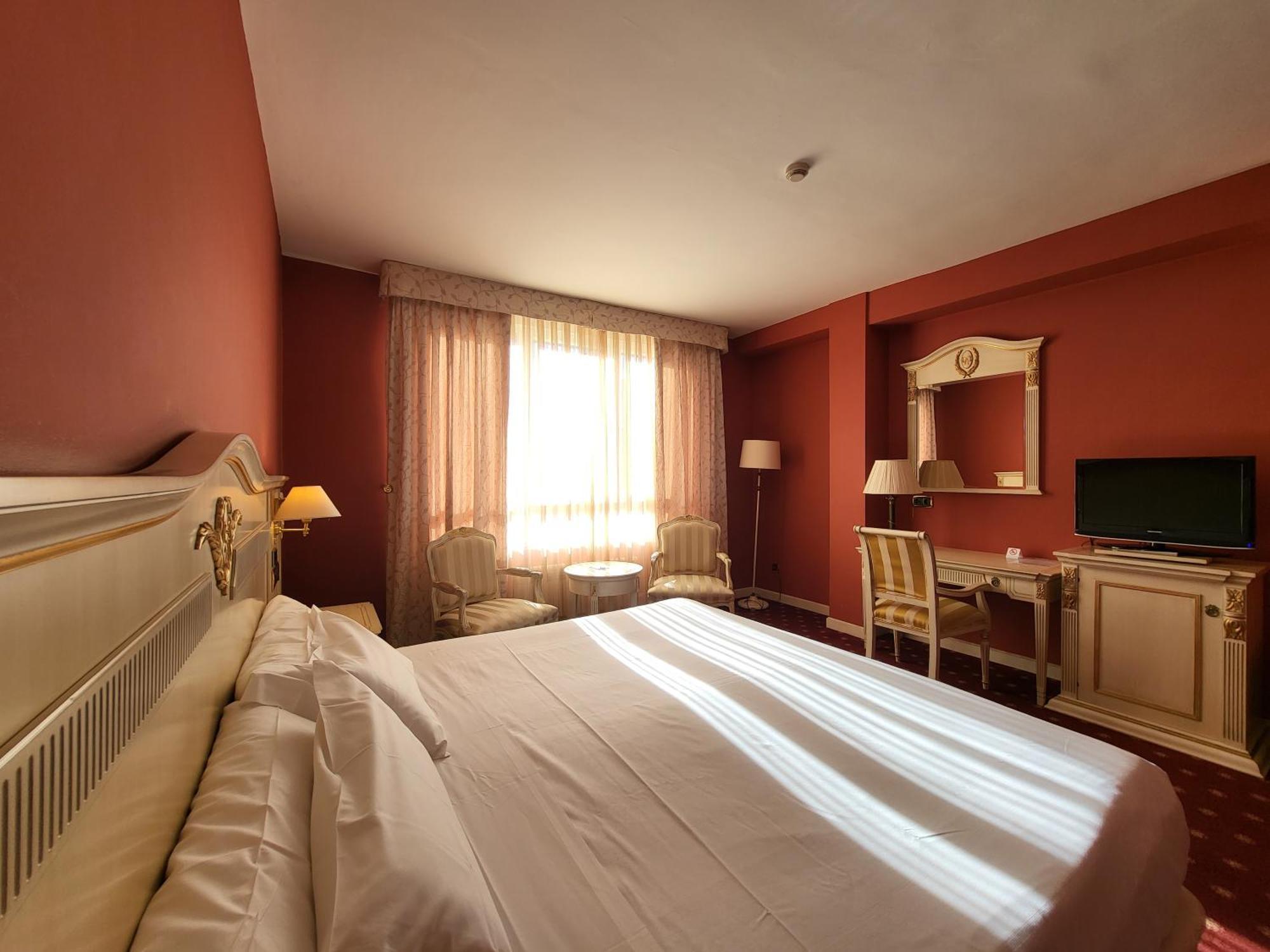 Hotel Leonor Miron Soria Exteriér fotografie